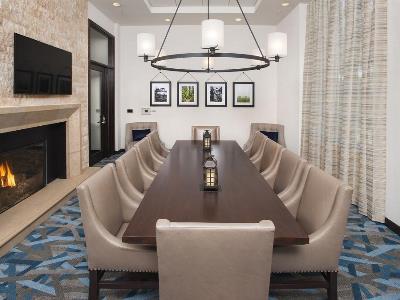Hilton Garden Inn Burbank Los Angeles 3*